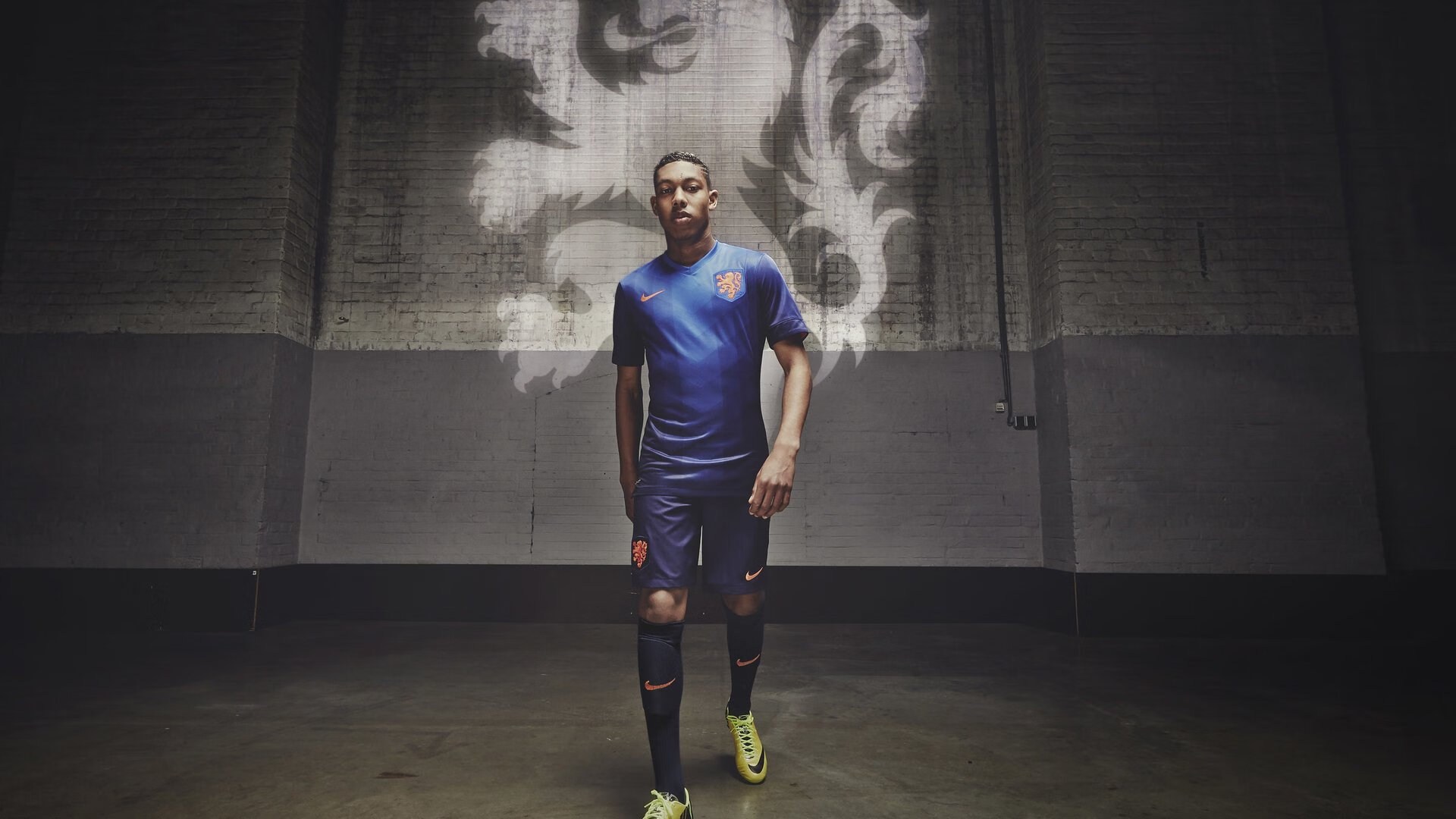 隆斯客场战胜劲旅,成功夺得三分,隆万斯是什么